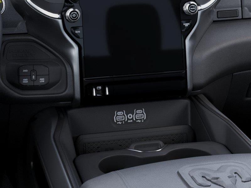 New 2026 RAM 2500 Laramie AWD/4WD image 24