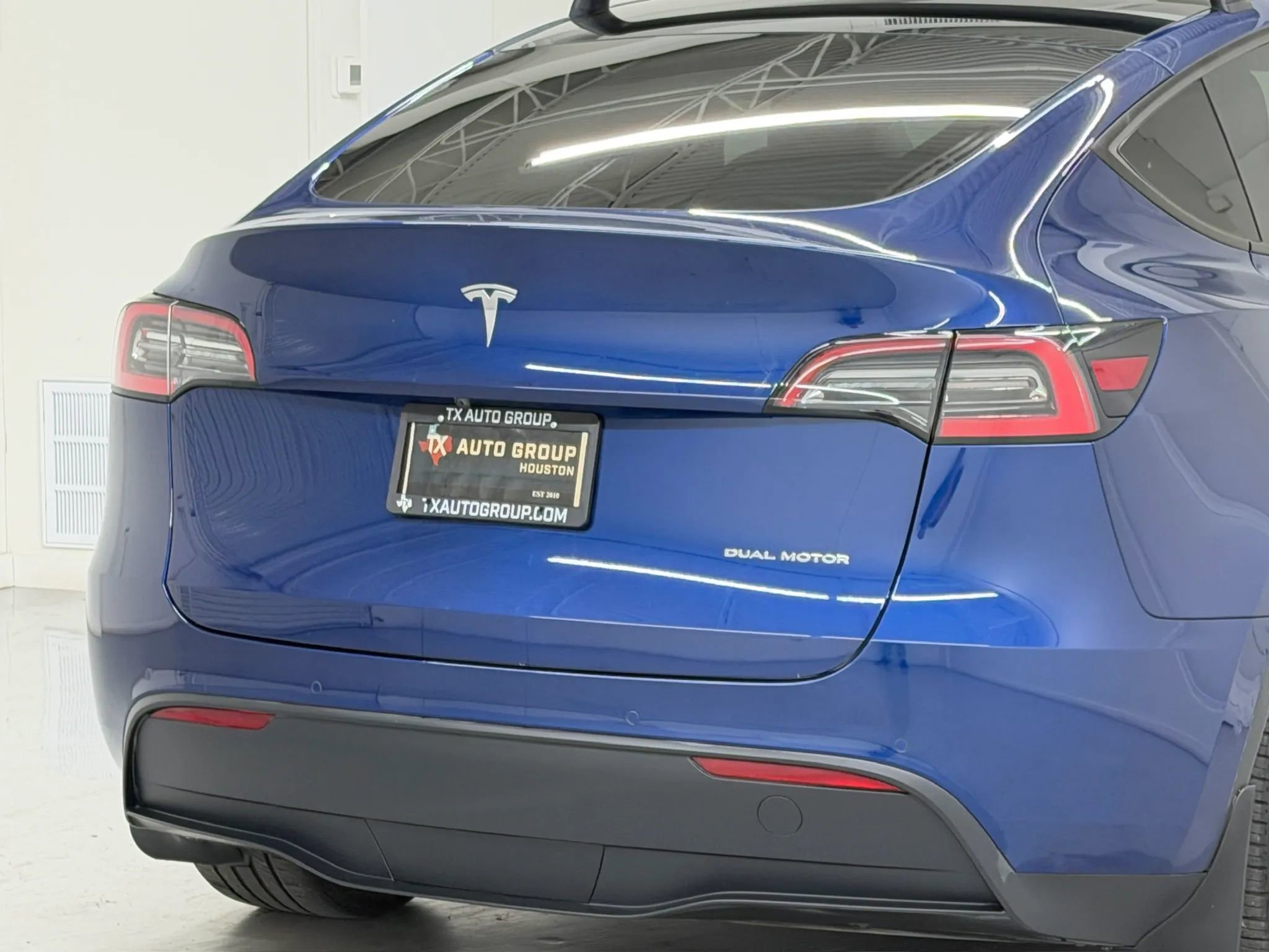 Used 2020 Tesla Model Y Long Range AWD/4WD image 39