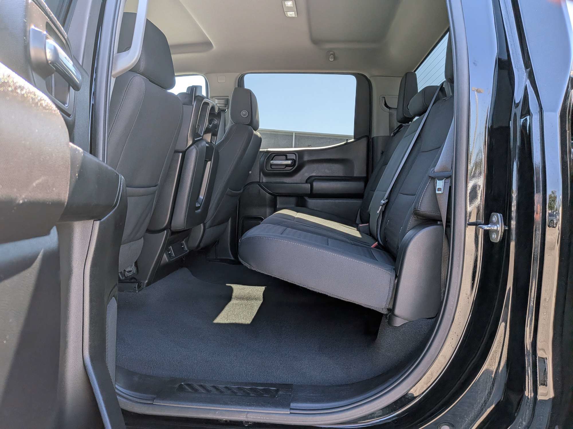 Used 2022 Chevrolet Silverado 1500 Custom AWD/4WD image 14