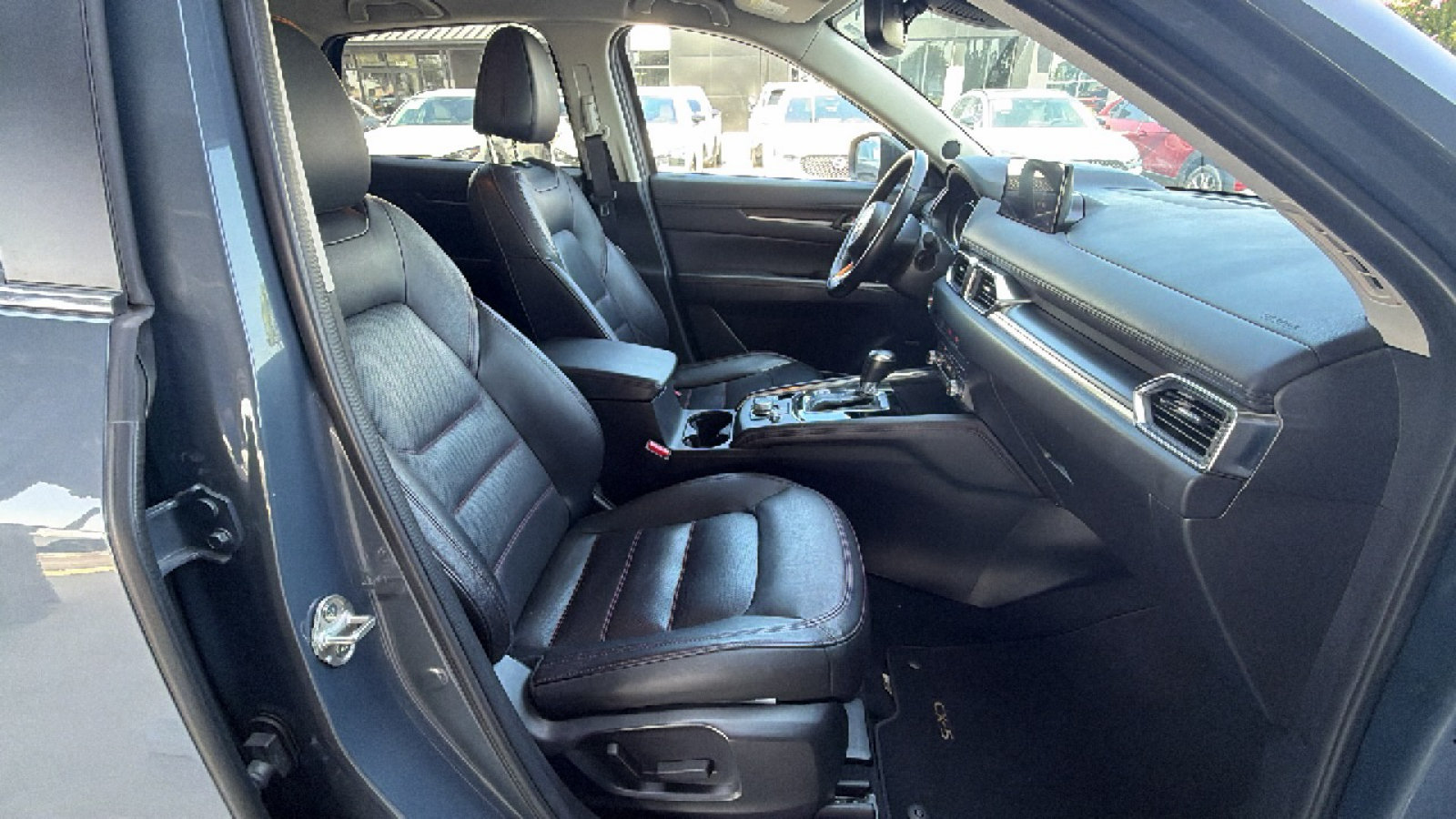 Certified 2024 MAZDA CX-5 Carbon Edition AWD/4WD image 29