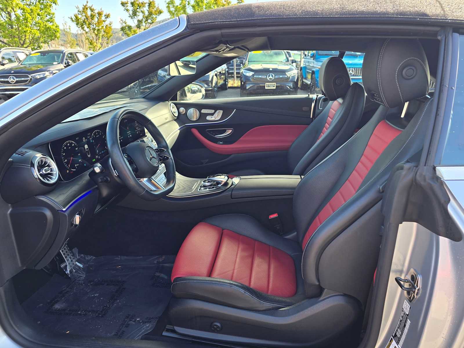 Used 2023 Mercedes-Benz E 450 Cabriolet image 16