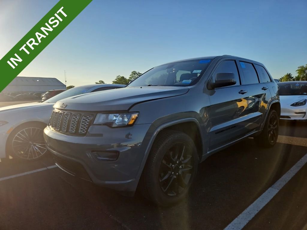 Used 2020 Jeep Grand Cherokee Altitude