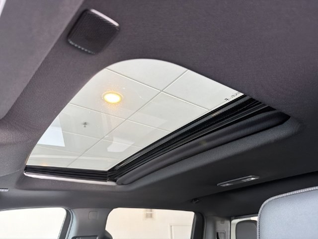 Certified 2026 Chevrolet Silverado 3500 High Country w/ High Country Premium Package AWD/4WD image 24