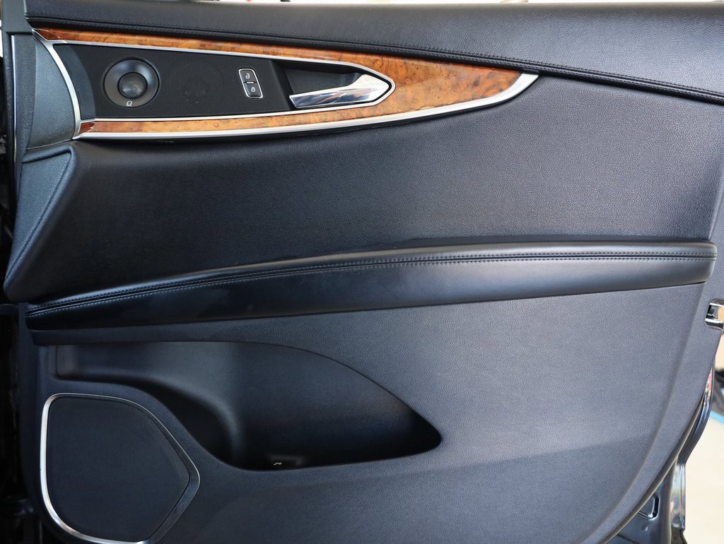 Used 2019 Lincoln Nautilus Reserve image 29