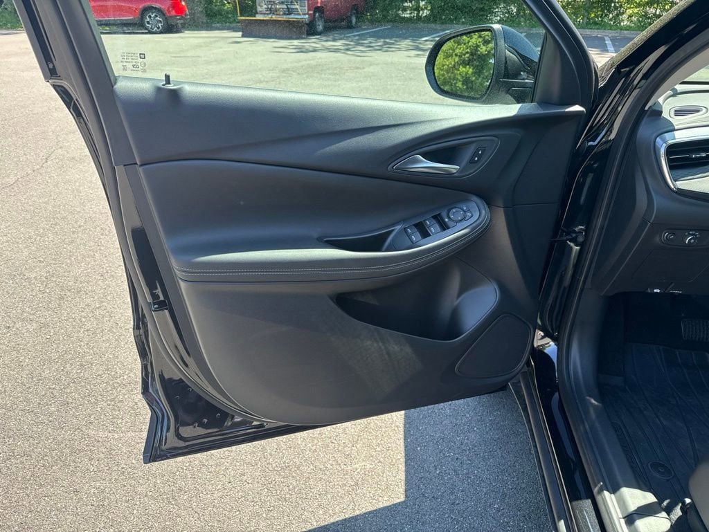 New 2026 Buick Encore GX Preferred FWD image 12