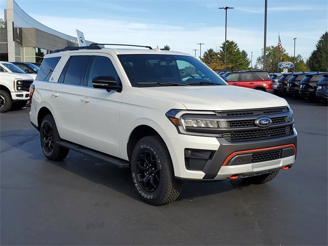 Used 2024 Ford Expedition Timberline image 2