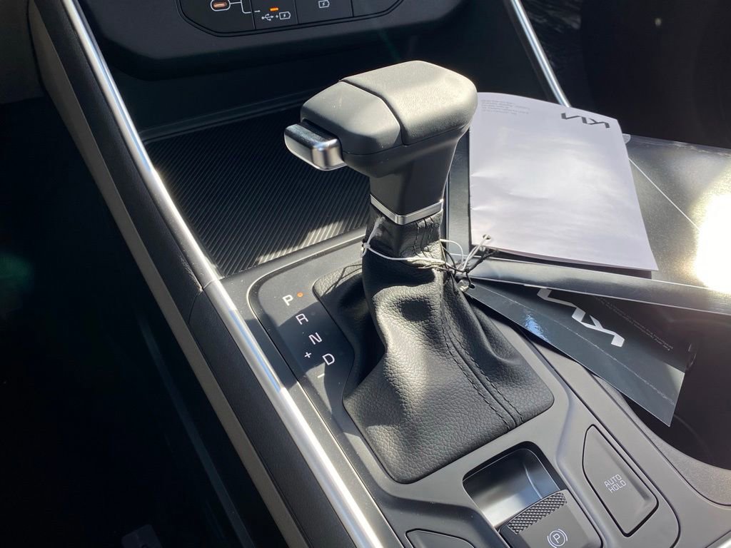 New 2026 Kia Carnival image 19