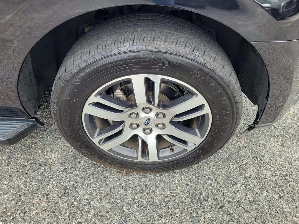 Used 2024 Ford Expedition Limited RWD image 7