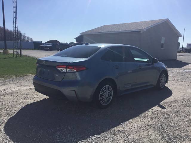 Used 2025 Toyota Corolla LE FWD image 3