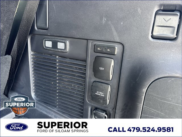 Used 2025 Ford Expedition Platinum image 10