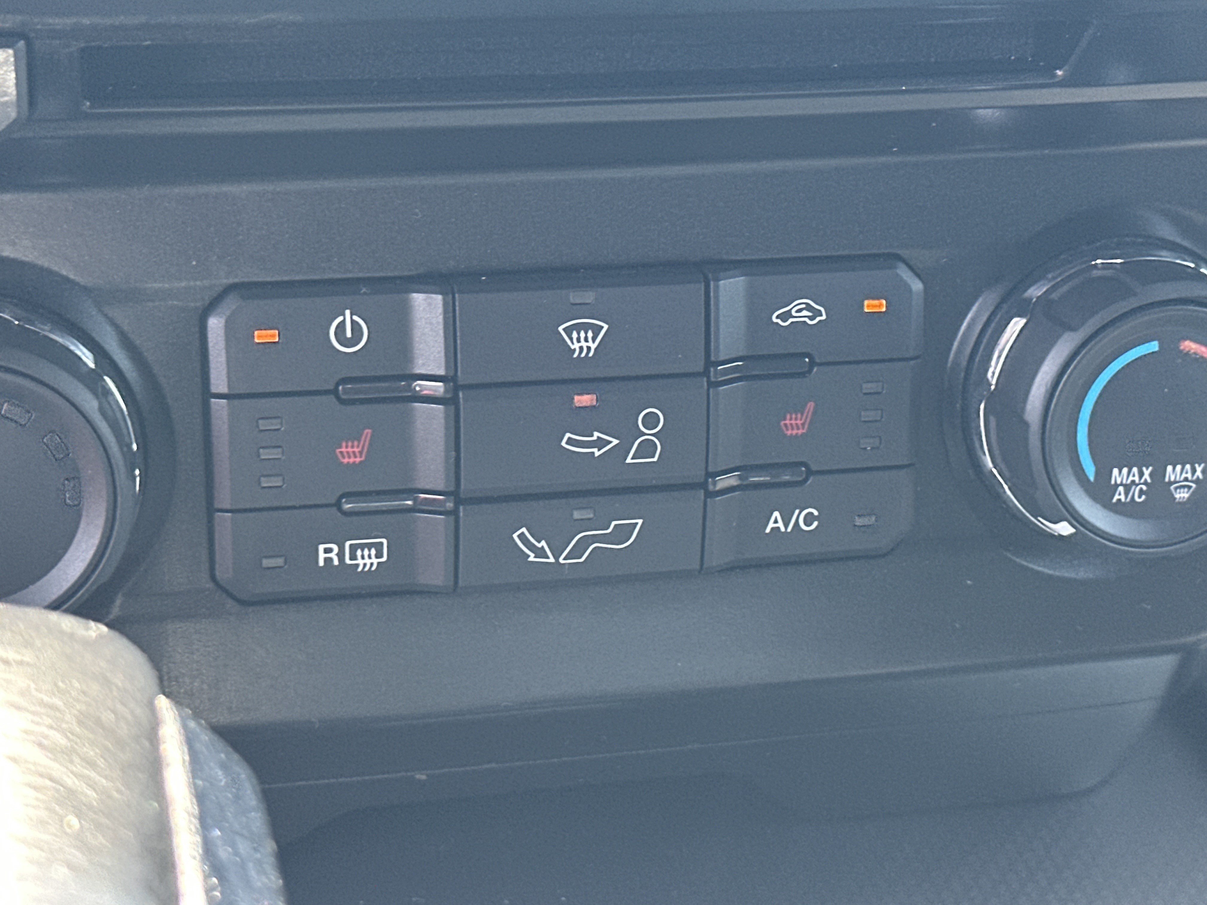 Used 2016 Ford F150 XLT w/ Equipment Group 302A Luxury RWD image 36