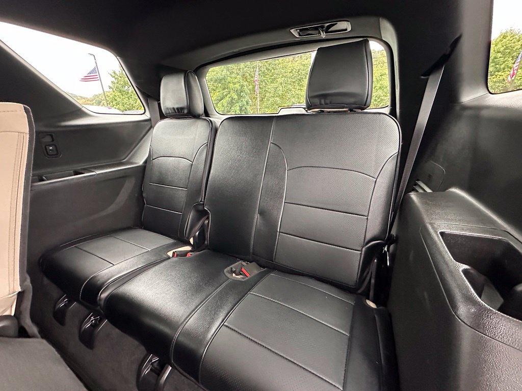 Used 2023 Chevrolet Traverse LS w/ Safety Package AWD/4WD image 21