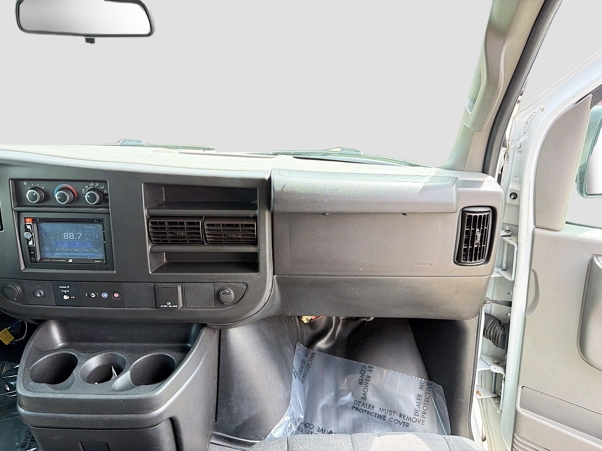 Used 2019 GMC Savana 2500 w/ Driver Convenience Package image 16