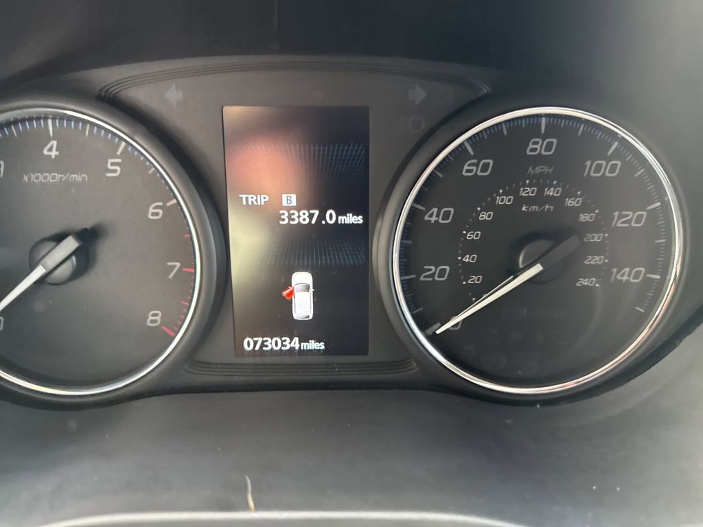 Used 2020 Mitsubishi Outlander SEL AWD/4WD image 12