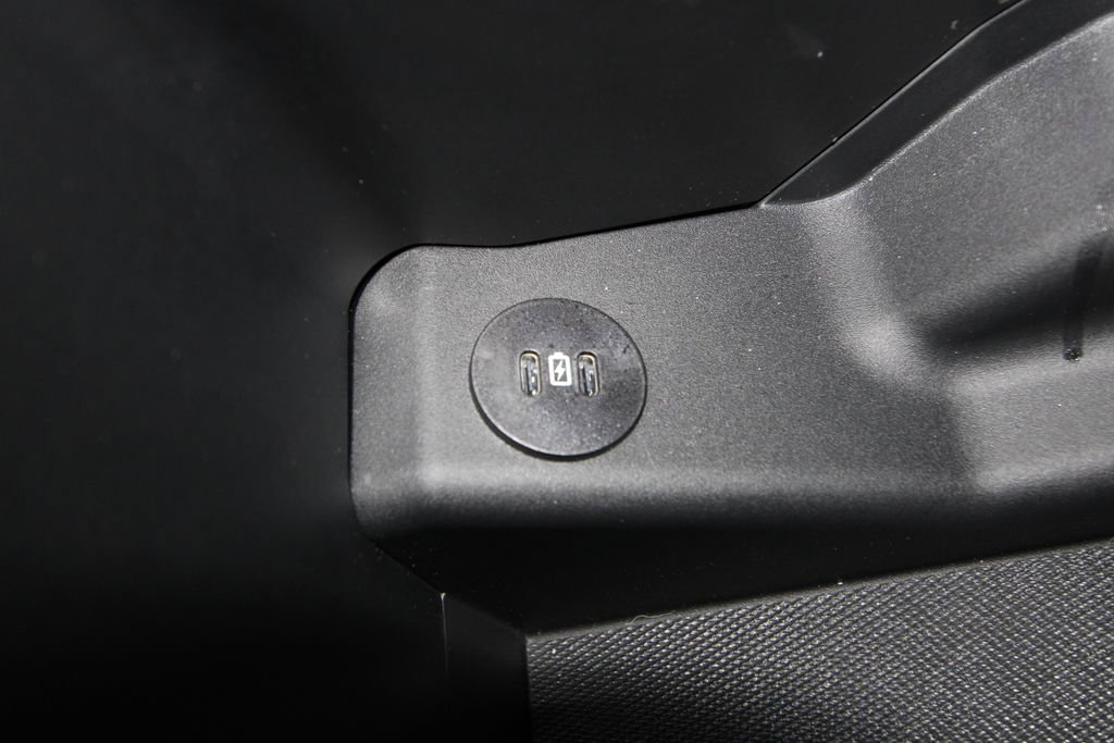 Used 2024 Ford F150 Platinum w/ Equipment Group 702A High image 27