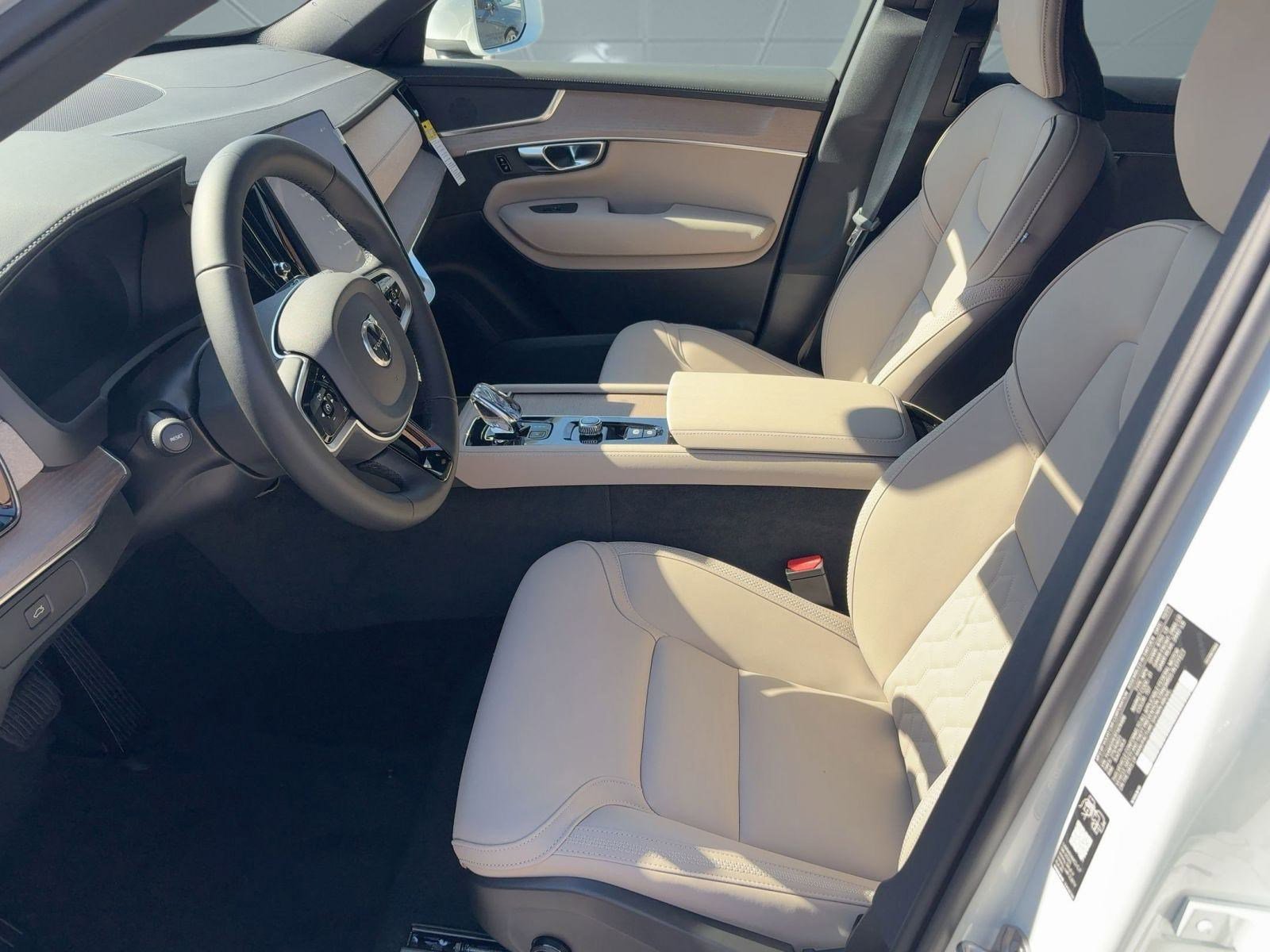 New 2026 Volvo XC90 B5 Plus image 5