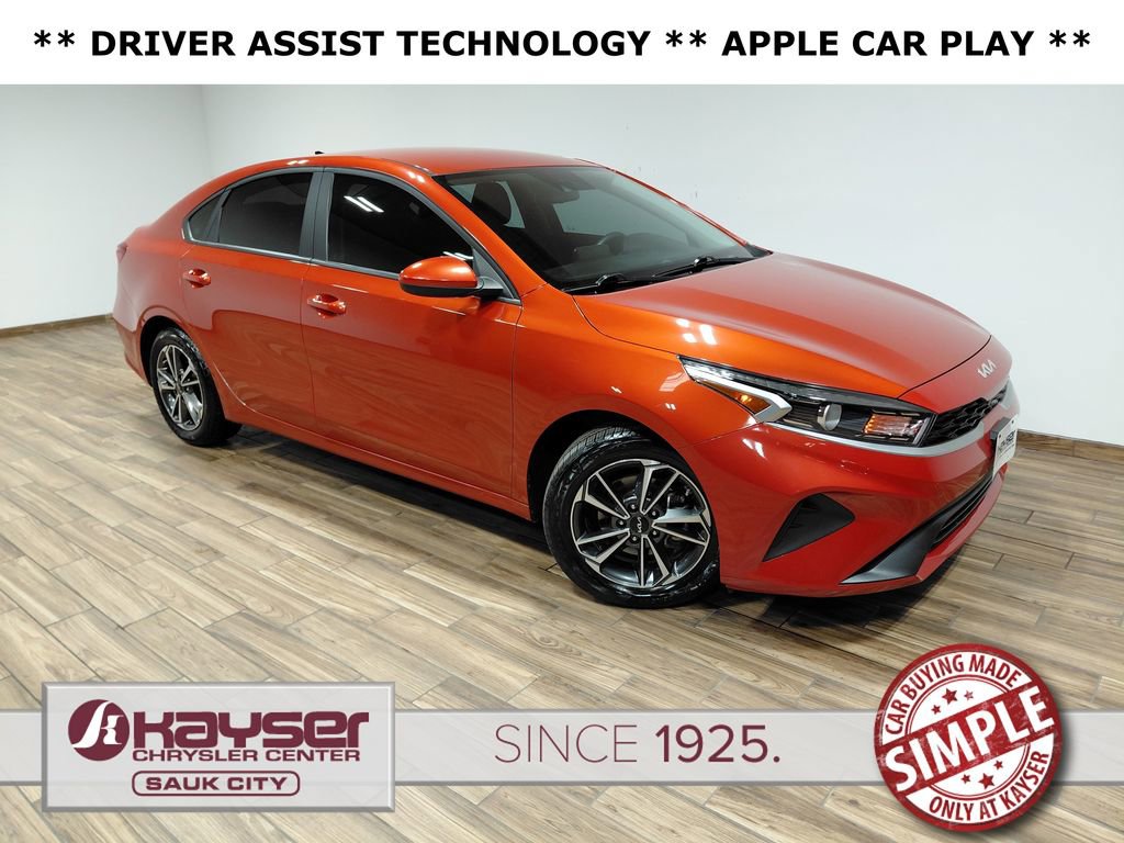 Used 2023 Kia Forte LXS image 1