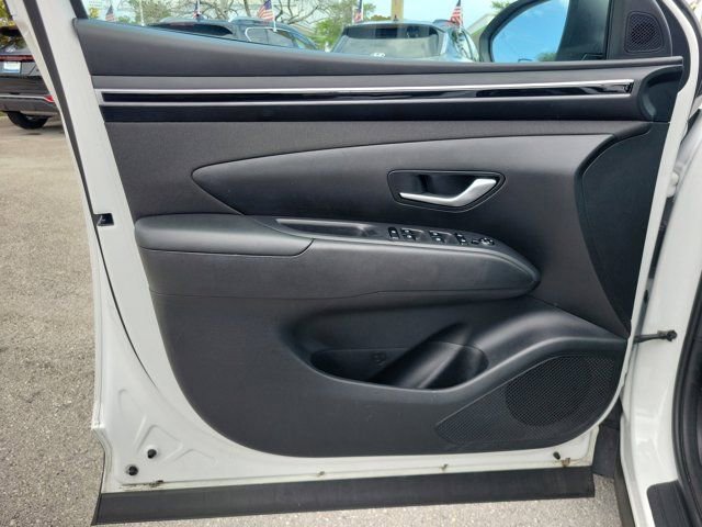 Certified 2023 Hyundai Tucson SEL w/ Convenience Package image 17