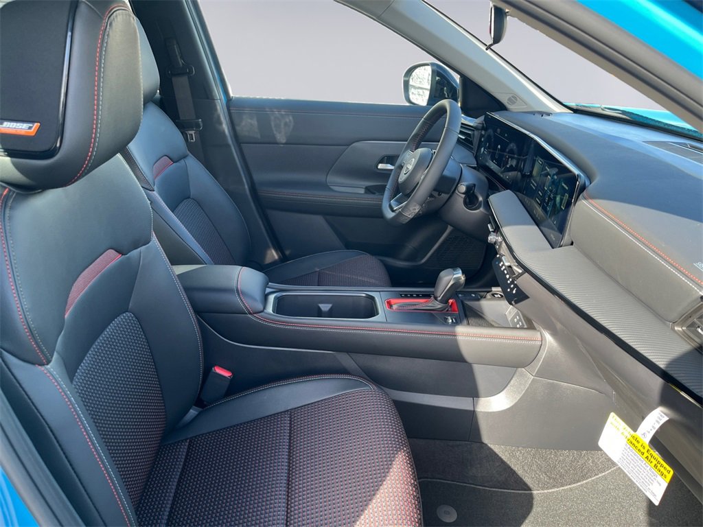 New 2026 Nissan Kicks SR image 17