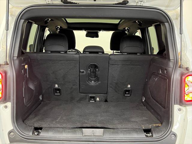 Certified 2022 Jeep Renegade Altitude w/ Sun/Sound Group image 8