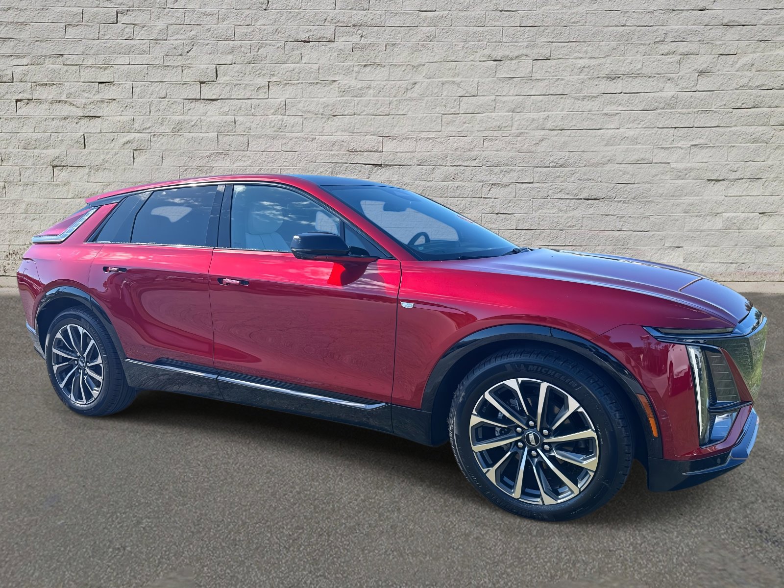 New 2025 Cadillac Lyriq Sport image 3