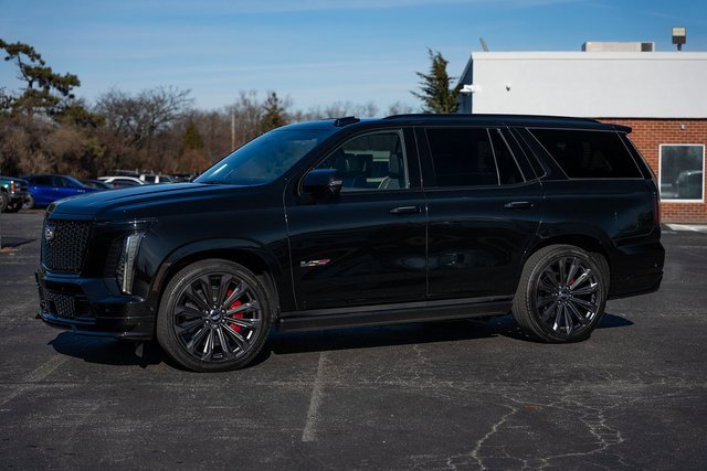 Used 2025 Cadillac Escalade V