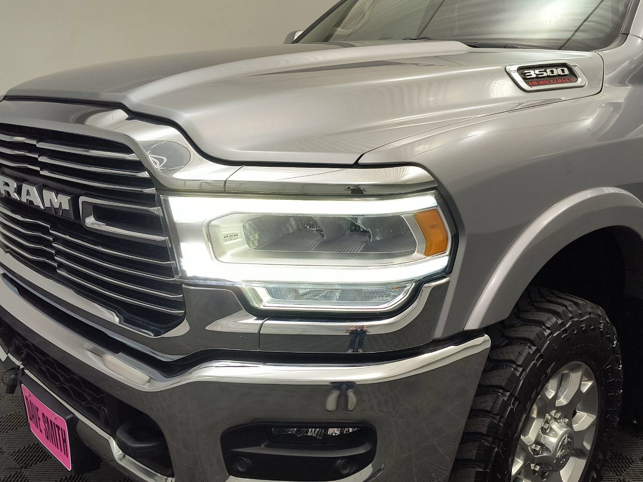 Used 2022 RAM 3500 Laramie AWD/4WD image 12