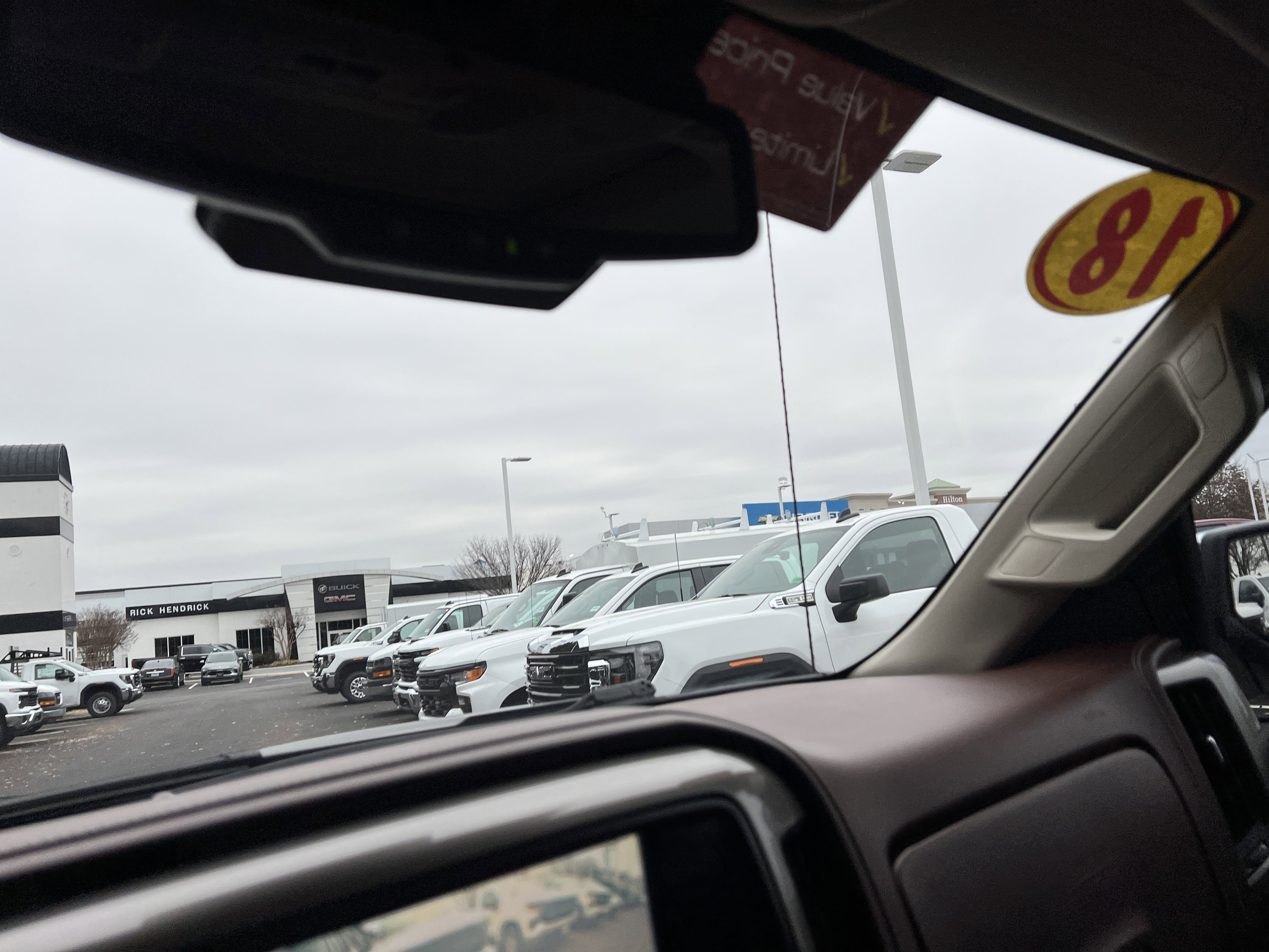 Used 2018 Chevrolet Silverado 1500 High Country image 27