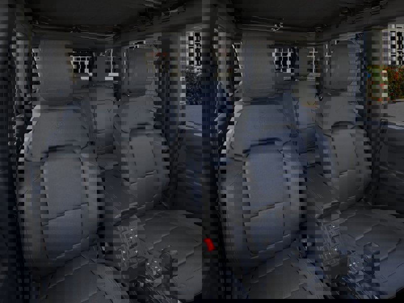 New 2025 Ford Bronco Outer Banks w/ Sasquatch Package AWD/4WD image 35