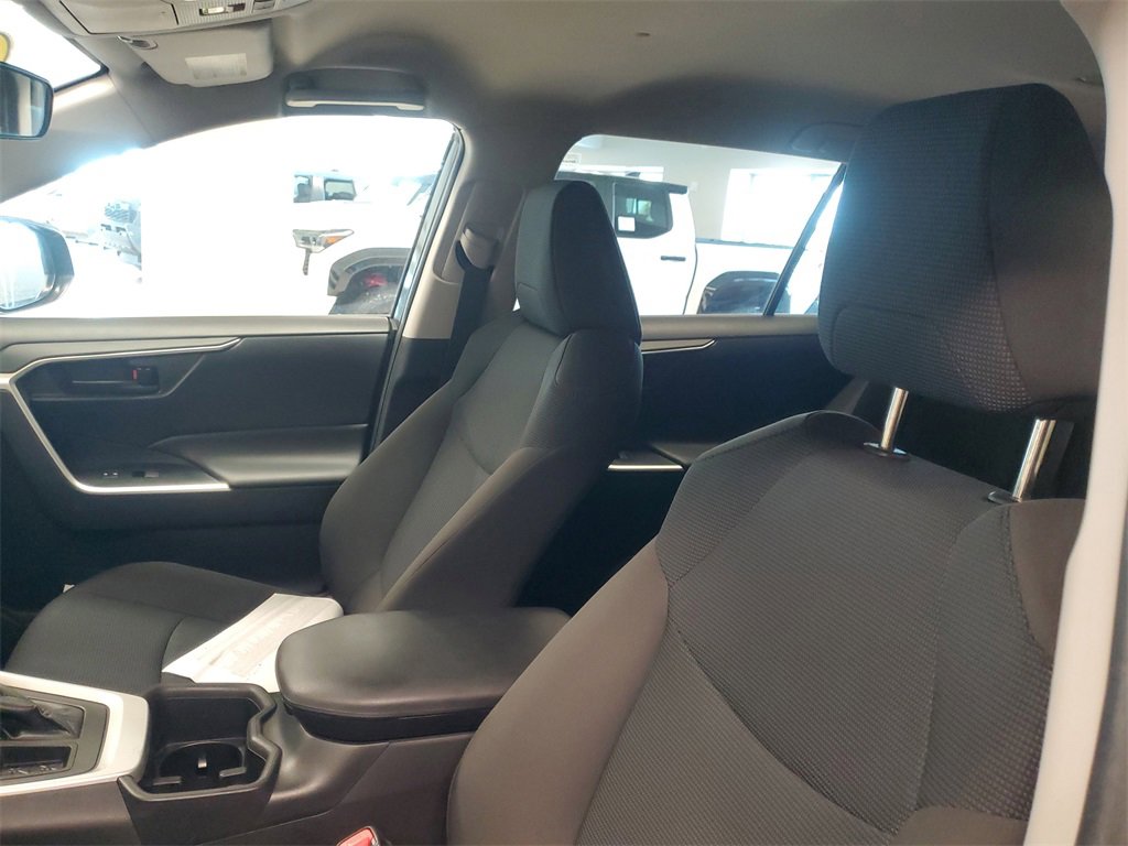 Certified 2022 Toyota RAV4 LE image 16