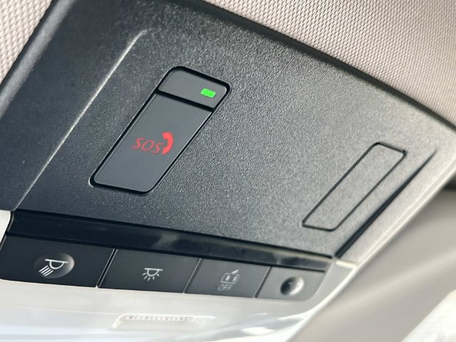 Used 2025 Nissan Rogue SV AWD/4WD image 39