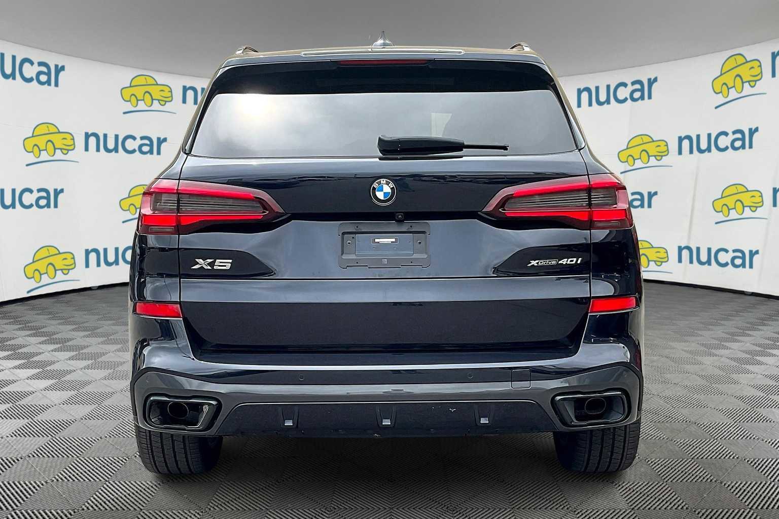 Used 2022 BMW X5 xDrive40i w/ M Sport Package image 5