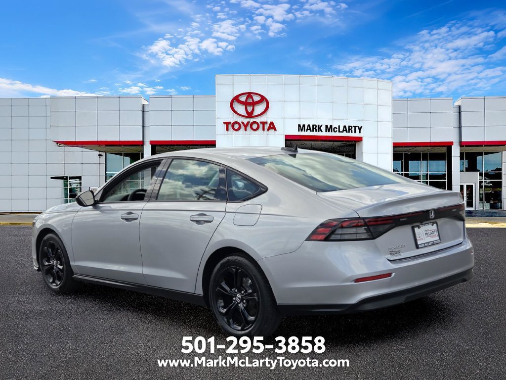 Used 2025 Honda Accord SE image 3