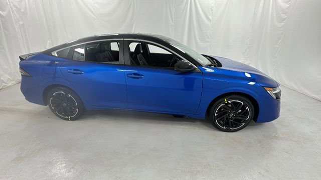 New 2026 Nissan Sentra SR image 2