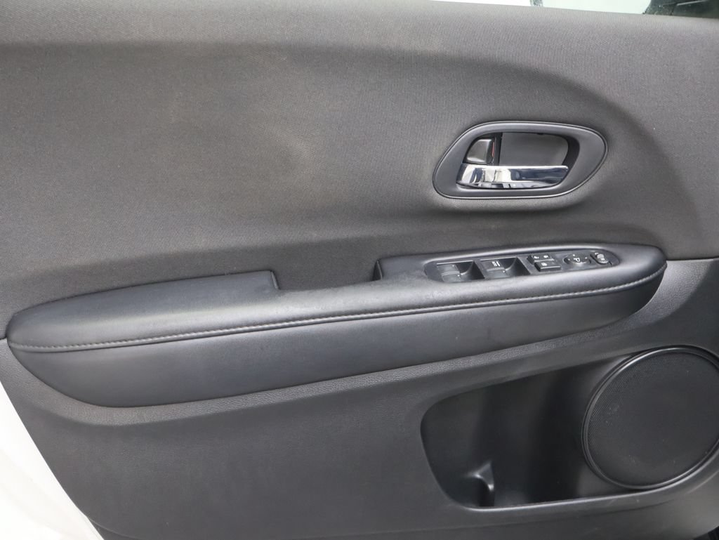 Used 2020 Honda HR-V Sport image 15