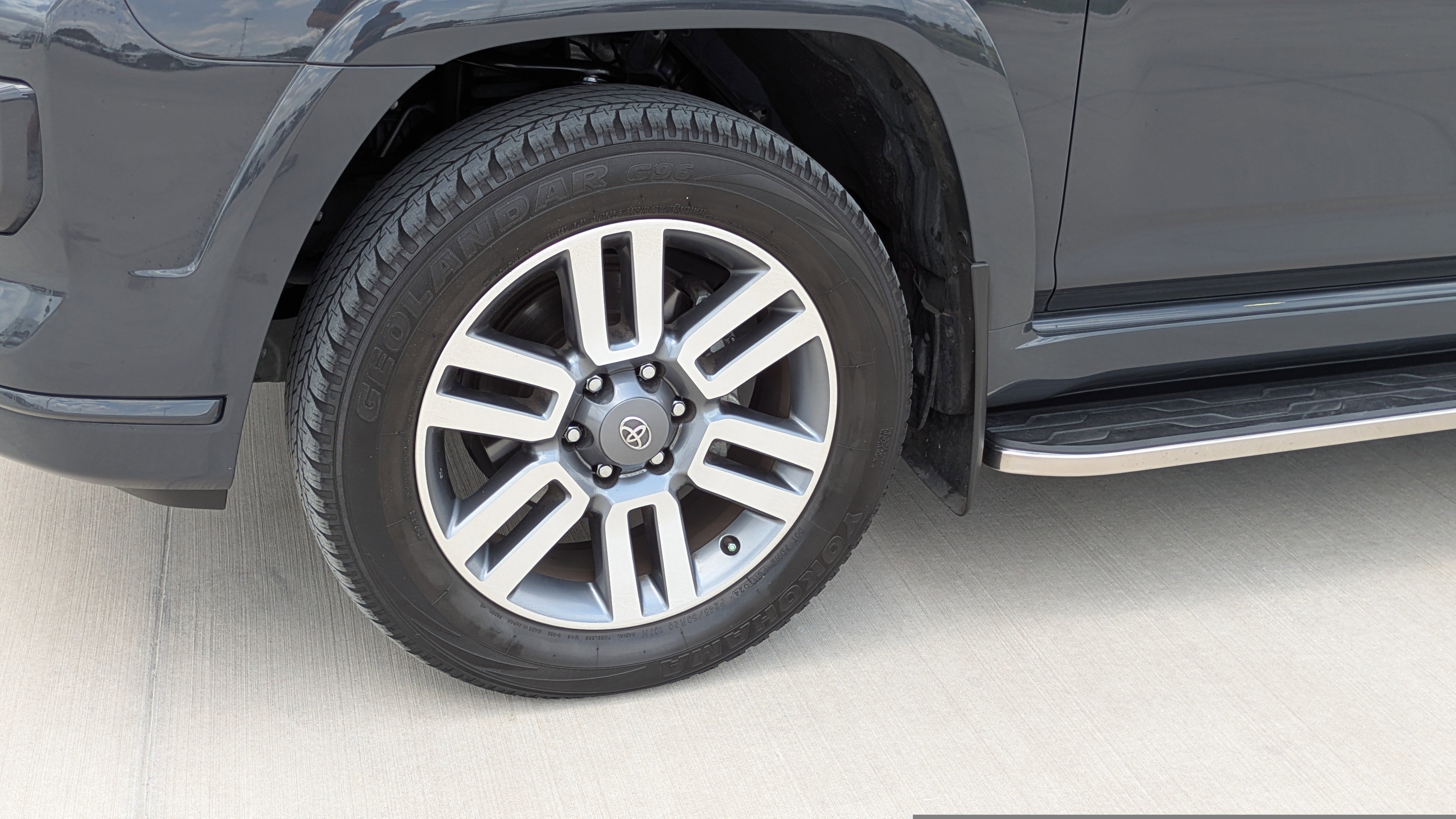 Used 2024 Toyota 4Runner TRD Sport AWD/4WD image 9
