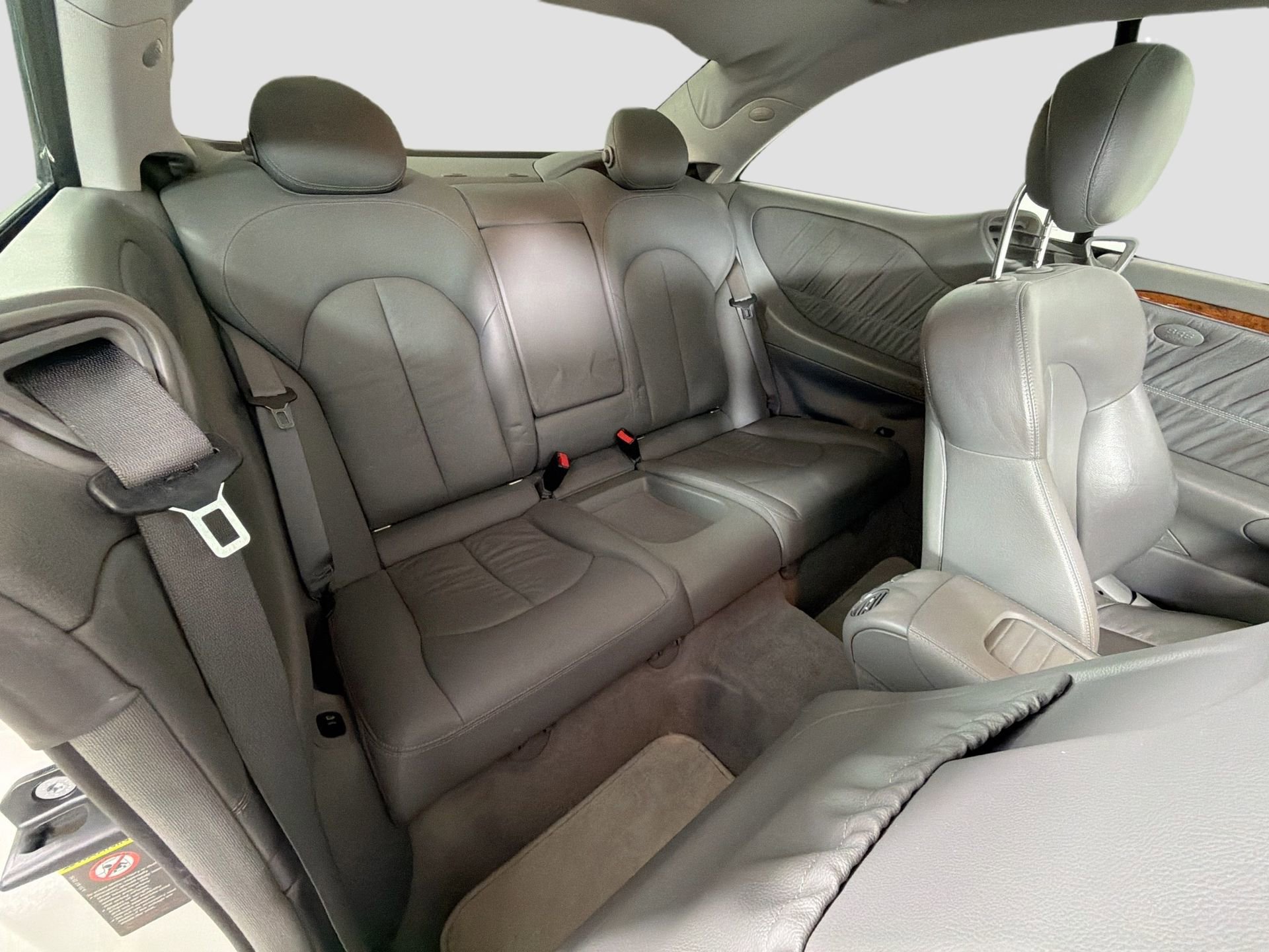 Used 2007 Mercedes-Benz CLK 350 Coupe image 26