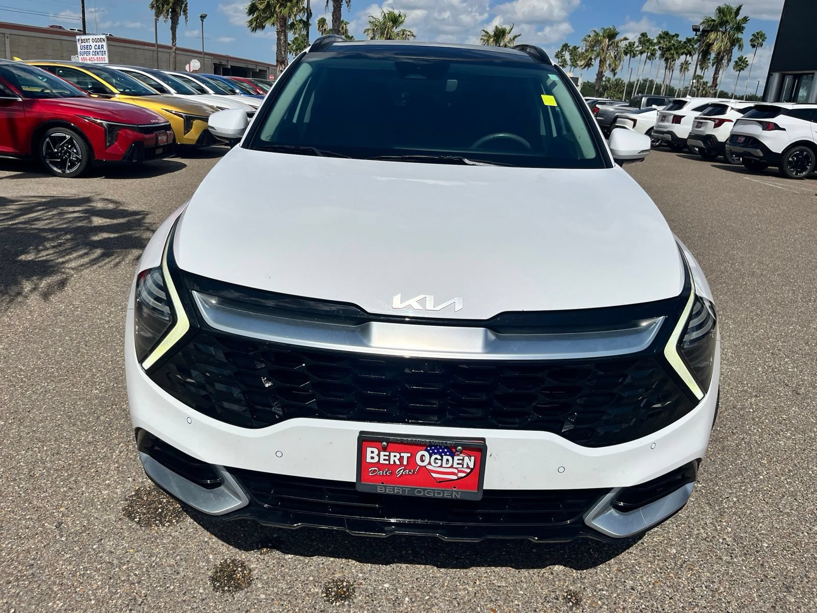 Used 2023 Kia Sportage SX FWD image 2