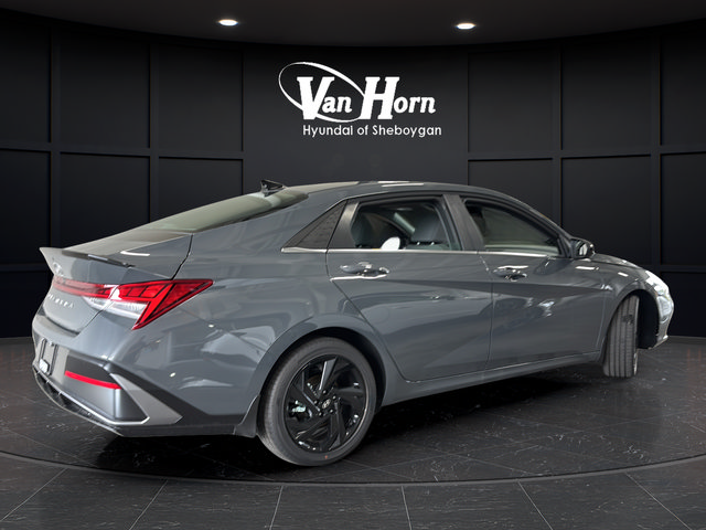 New 2026 Hyundai Elantra SEL Sport Premium FWD image 7