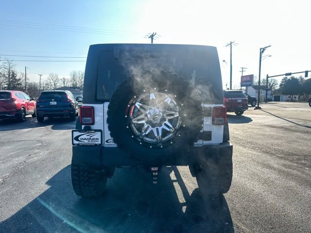 Used 2015 Jeep Wrangler Unlimited Rubicon image 7