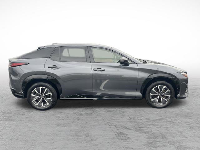 Used 2023 Lexus RZ 450e Premium w/ Technology Package image 4