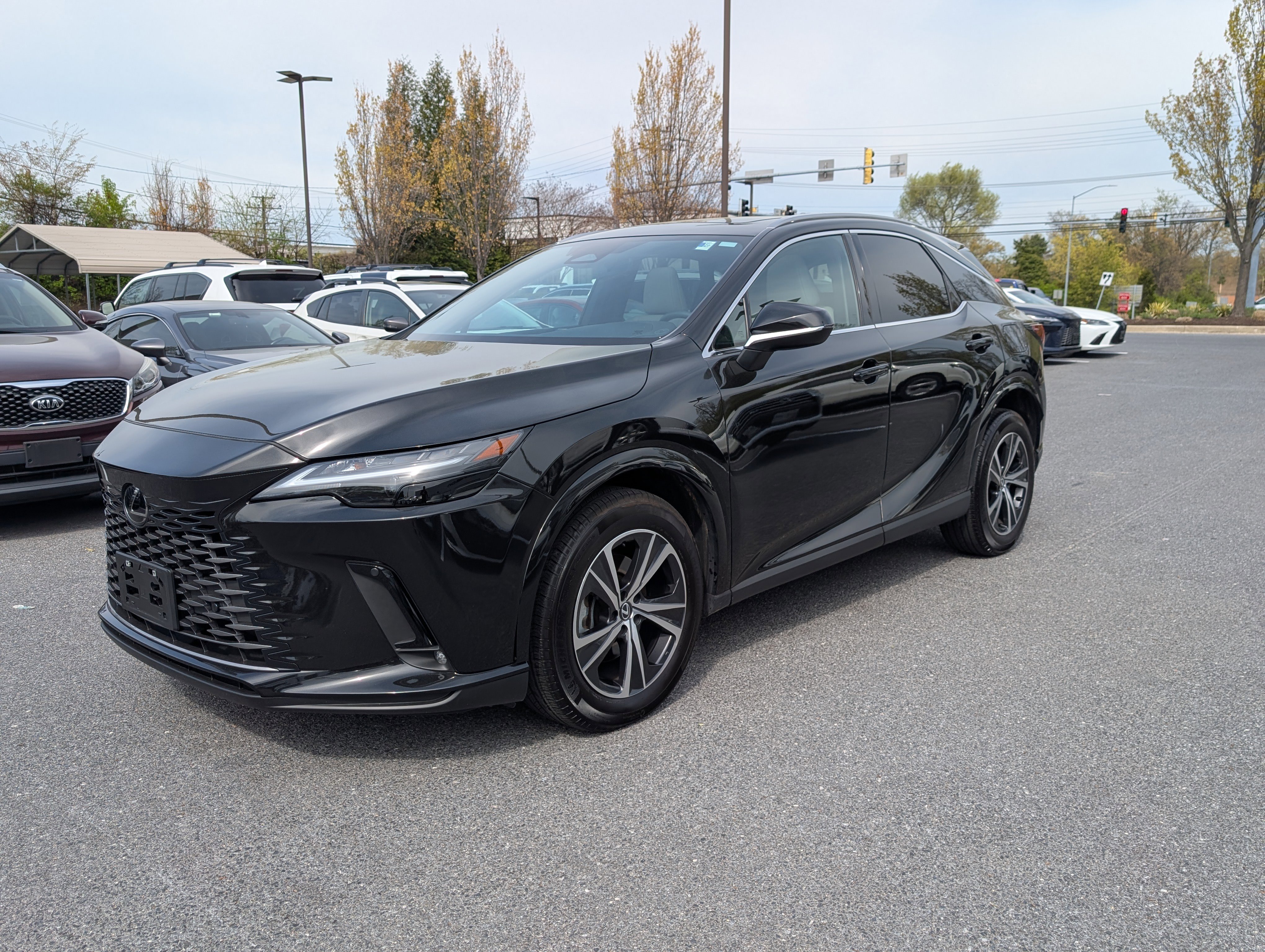 Used 2023 Lexus RX 350 Premium w/ Accessory Package image 7