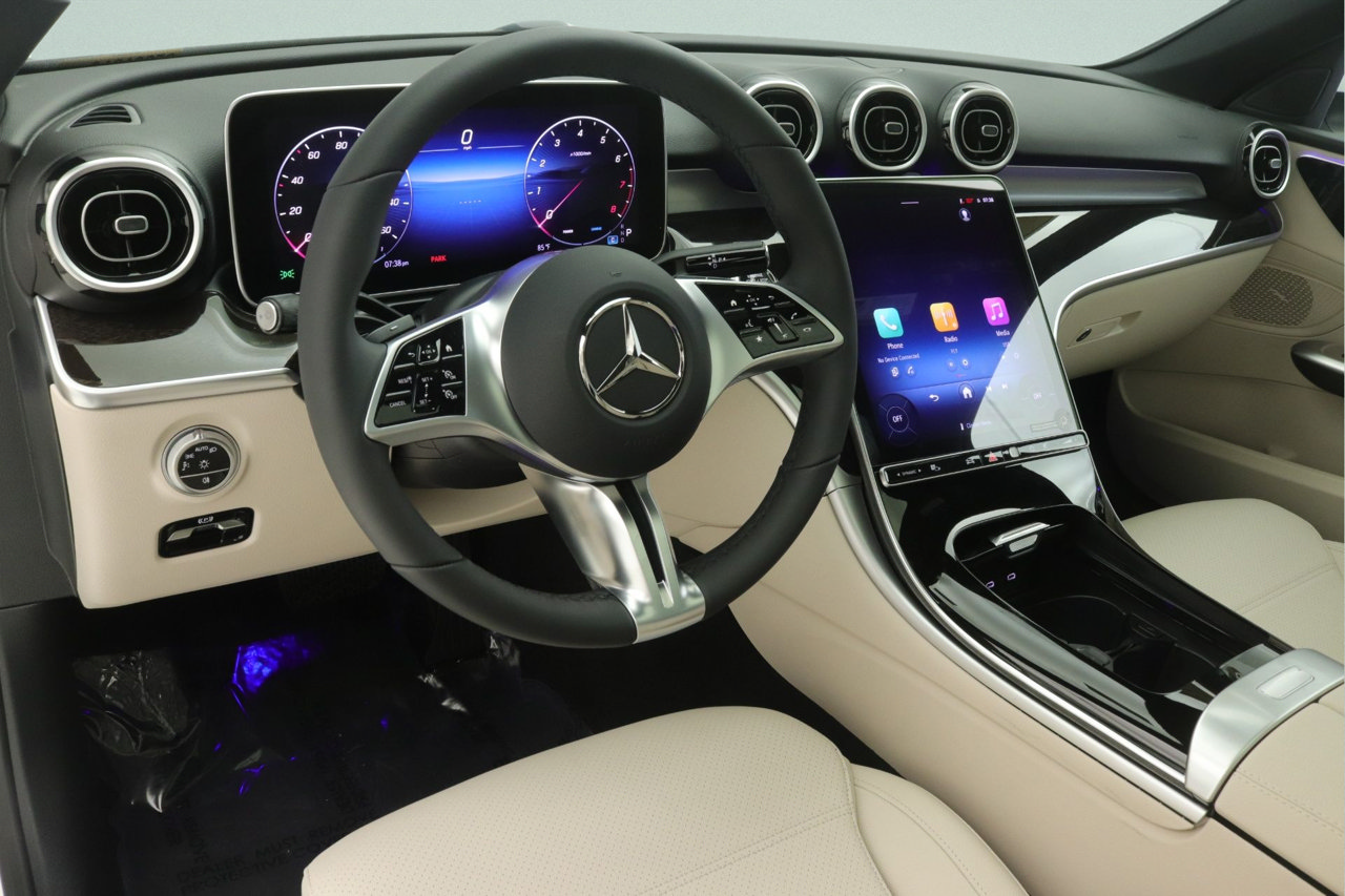 New 2026 Mercedes-Benz C 300 4MATIC Sedan image 4