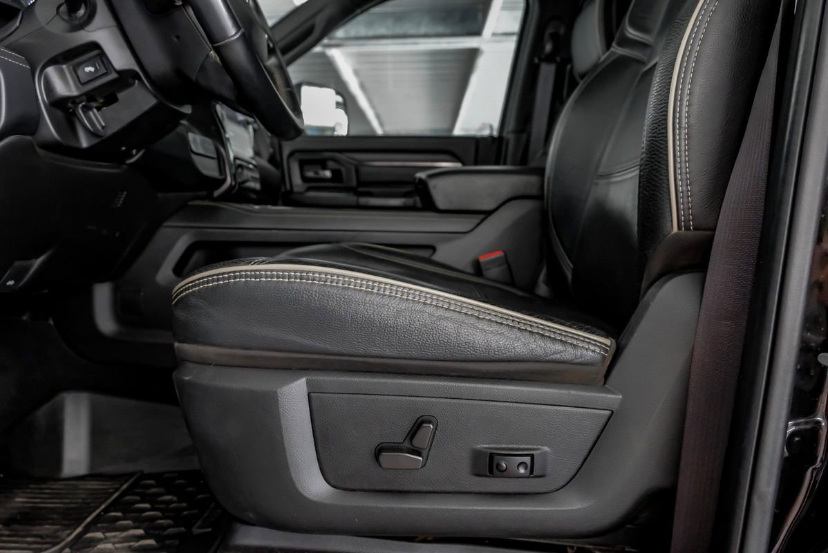 Used 2022 RAM 3500 Limited image 31