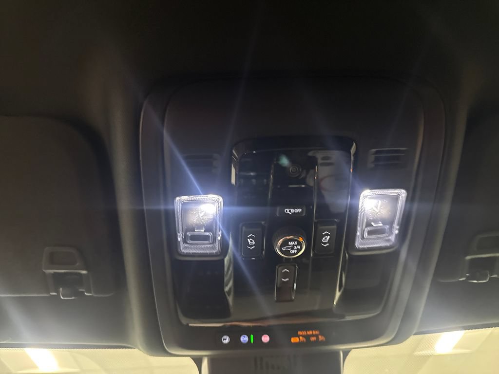 New 2026 GMC Yukon Denali w/ LPO, Floor Liner Package AWD/4WD image 16