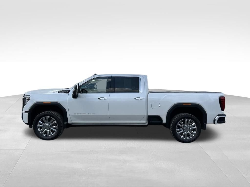 Used 2025 GMC Sierra 2500 Denali Ultimate AWD/4WD image 13