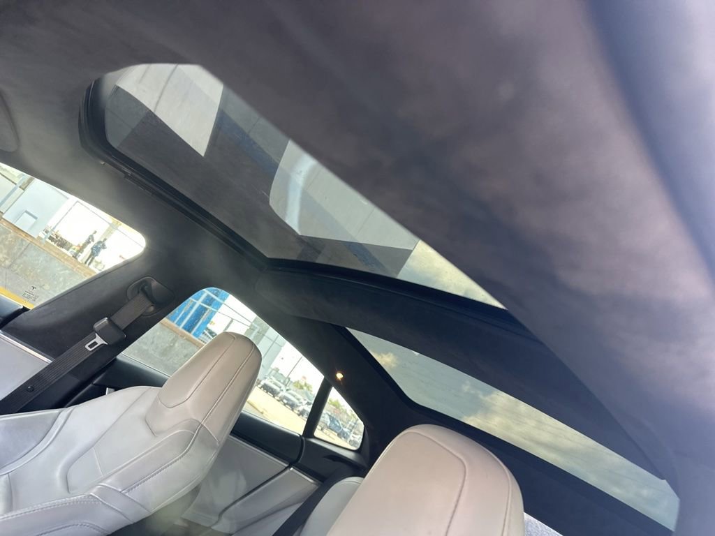 Used 2016 Tesla Model S 90D AWD/4WD image 3