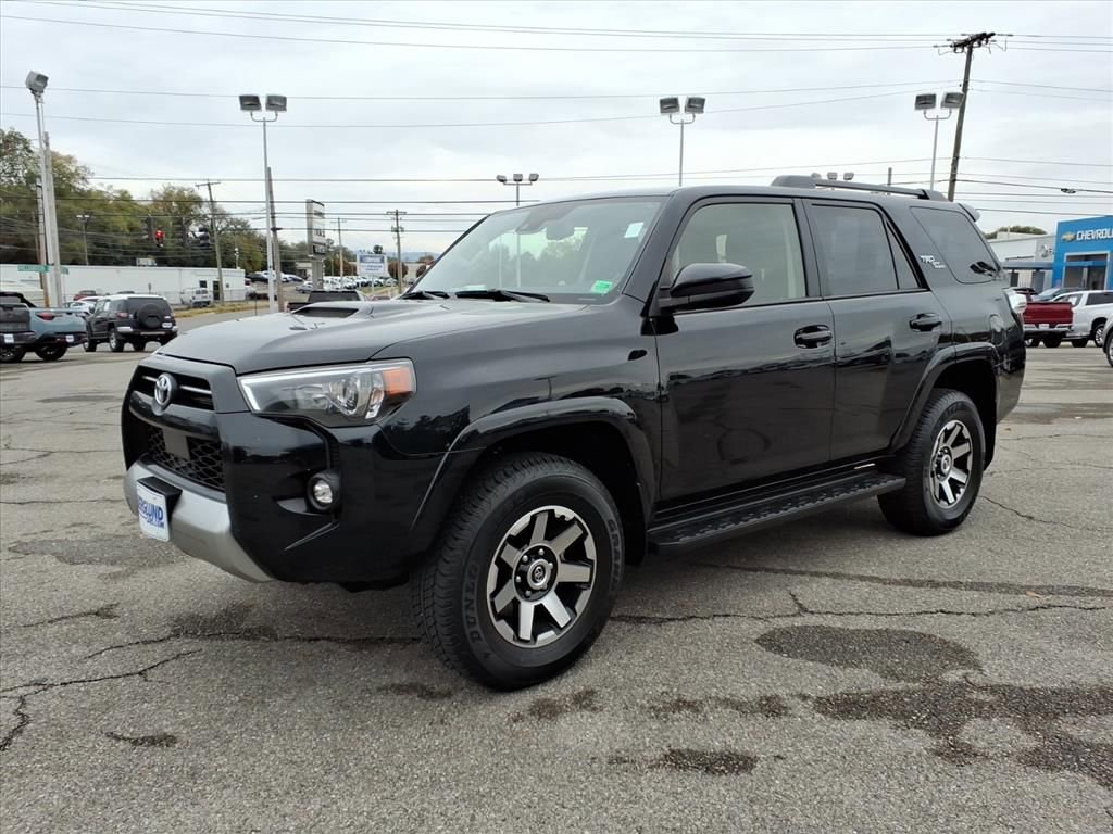Used 2024 Toyota 4Runner TRD Off-Road image 8