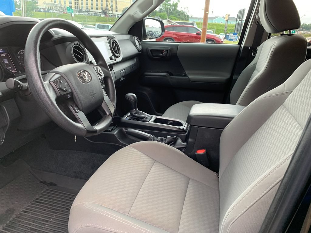 Used 2023 Toyota Tacoma SR AWD/4WD image 11