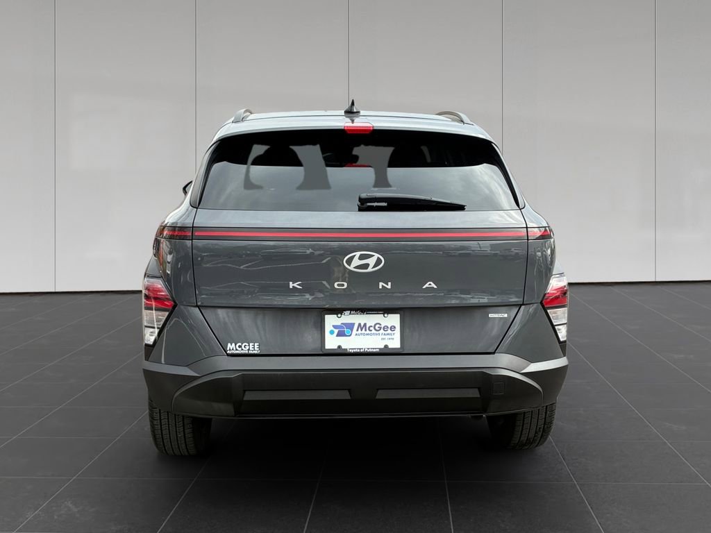 Used 2025 Hyundai Kona SEL image 4